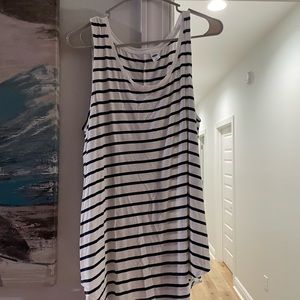 Grouped two old navy large on striped and other plain tank tops